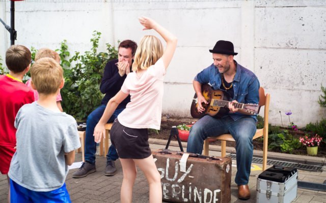 Rentrée en musique, ramdam à l'école, artiste, concert, fête, école, élève, enfant, jeunesse, éducation permanente, Eden, centre culturel de Charleroi