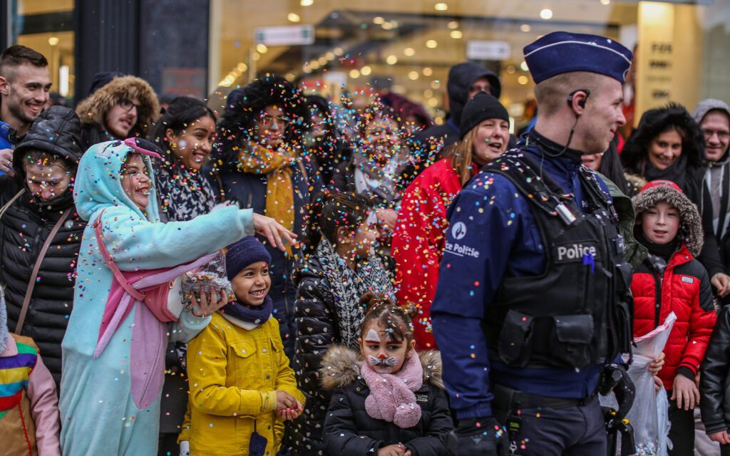 Colloque, Carnaval, Folkore, ULB, Transfo, université, confettis