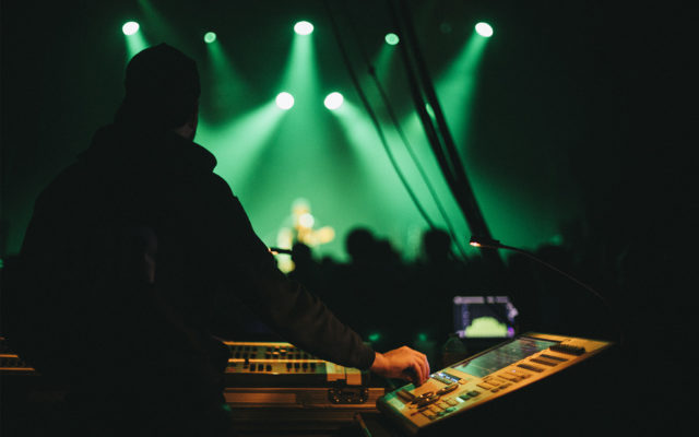 Pleins feux sur les techniciens de la musique @Eden Charleroi